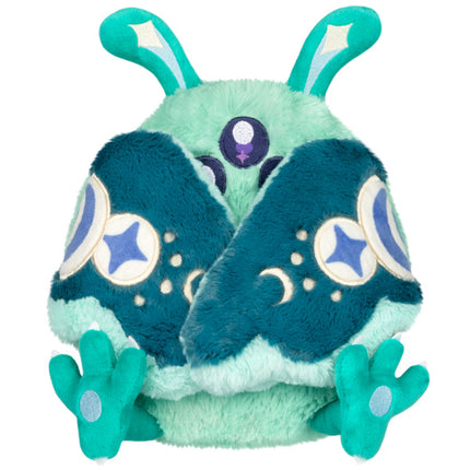 mini alien mothman closed wings