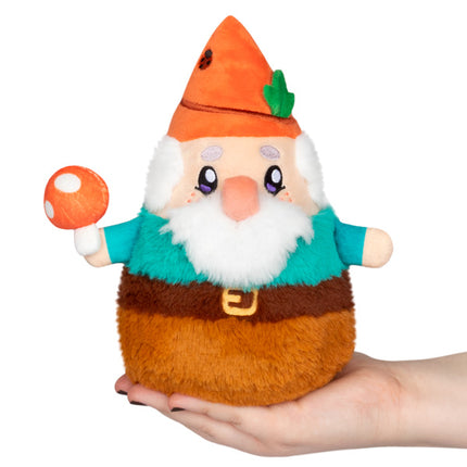 squish garden snacker gnome front image